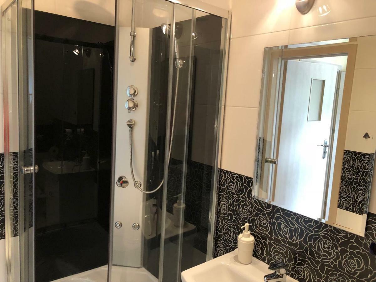Apartamenty Mountain View - Bezplatny Parking Krynica Zdroj Eksteriør billede